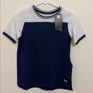 New Girl’s Under Armour T-shirt top youth size M